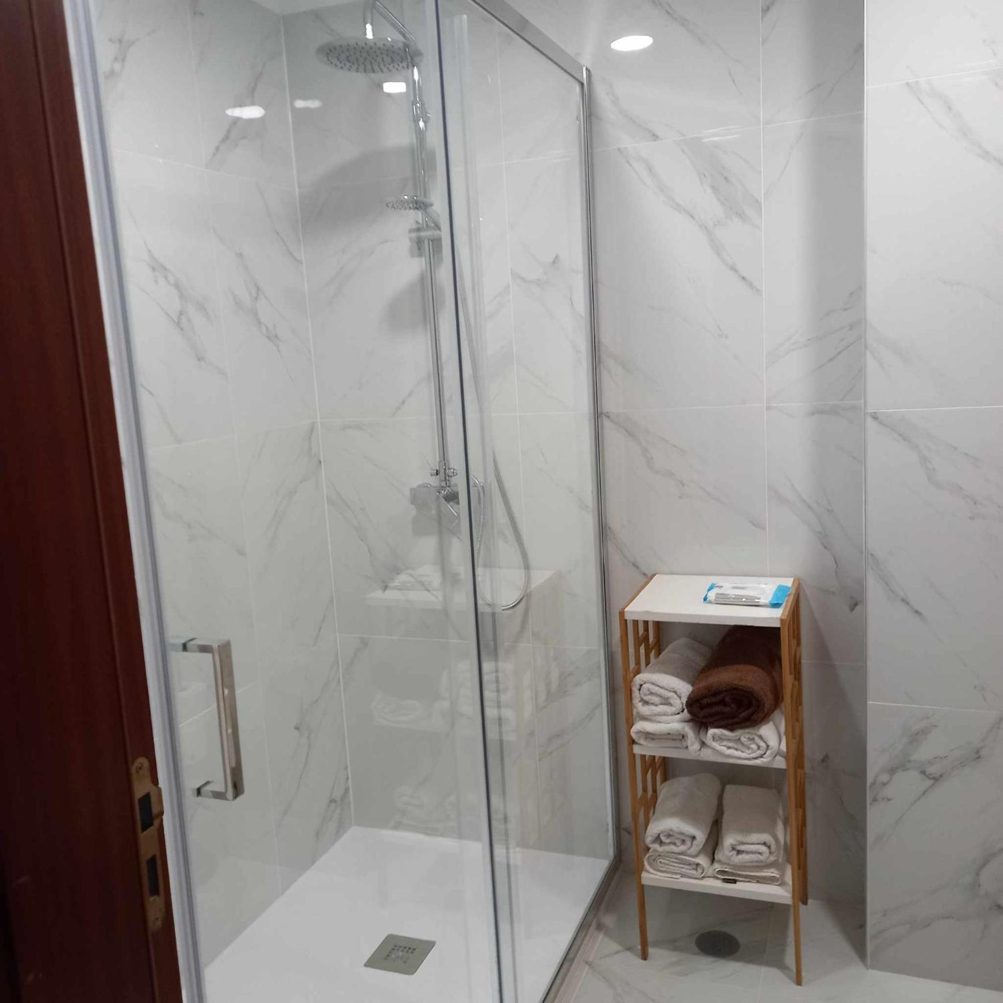 Apartanita Ponta Delgada  Luaran gambar
